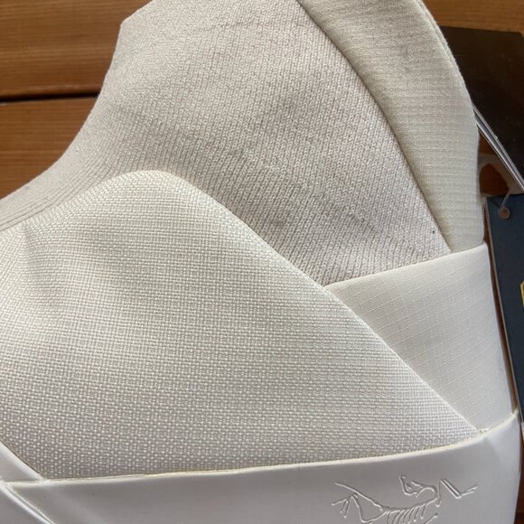 Arc'teryx Women's Kragg Insulated Shoe - Picture 5 of 5